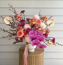Load image into Gallery viewer, Dream-lover Blooms
