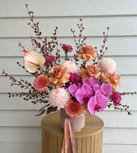 Load image into Gallery viewer, Dream-lover Blooms
