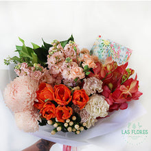 Load image into Gallery viewer, Sweet Bouquet
